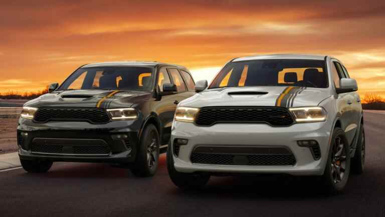 Le Dodge Durango R/T 2022 se pare d’éclats d’orange hémi