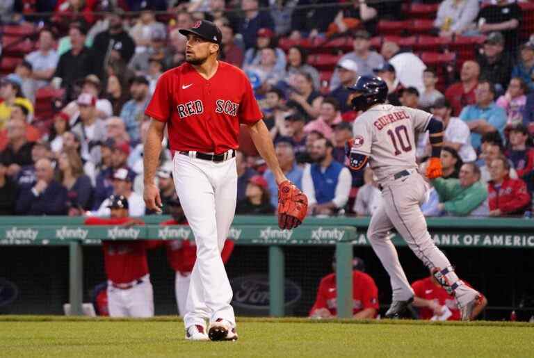 Le lanceur des Red Sox Eovaldi égalise le record en accordant cinq circuits en une manche