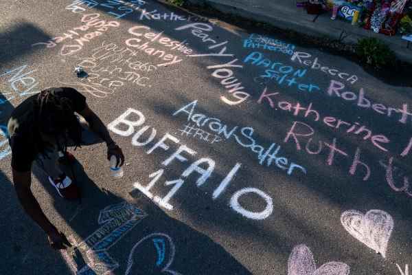 Le tireur de Buffalo a invité d’autres personnes à son « journal » privé Discord 30 minutes avant l’attaque