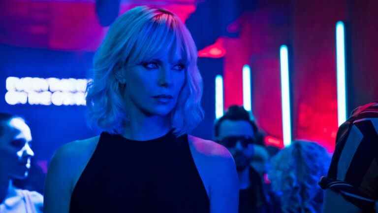 L'écrivain de Doctor Strange 2 brise le silence sur les débuts de MCU de Charlize Theron
