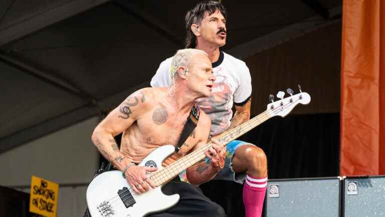 Les Red Hot Chili Peppers abandonnent la liste des artistes des Billboard Music Awards
