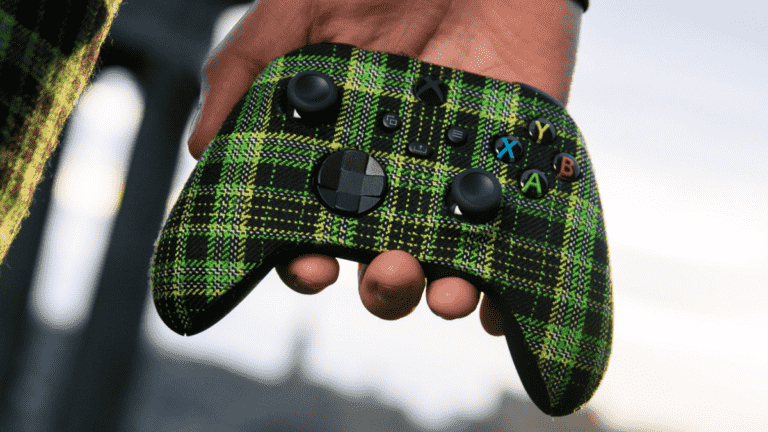 Les nouvelles couleurs du contrôleur Xbox Series X incluent le rose foncé et le tartan