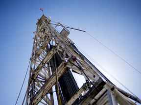 Une plate-forme de gaz naturel de Chesapeake Energy Corp. dans le gisement de roche-mère de North Texas Barnett Shale.