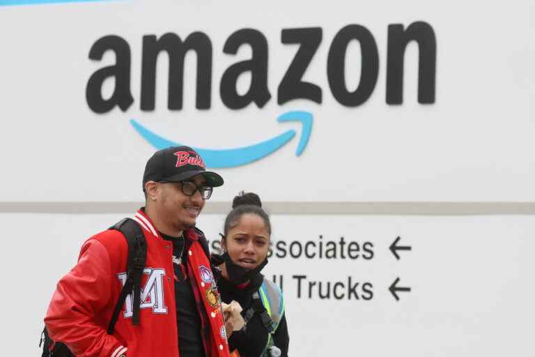 Les travailleurs d’Amazon du deuxième entrepôt de Staten Island votent contre la syndicalisation