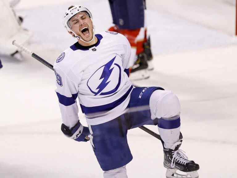 Lightning marque trois buts en avantage numérique et remporte le match 1 contre les Panthers