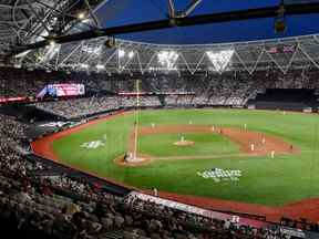 Vue générale du terrain lors de la septième manche du match entre les Red Sox de Boston et les Yankees de New York au stade de Londres le 29 juin 2019.