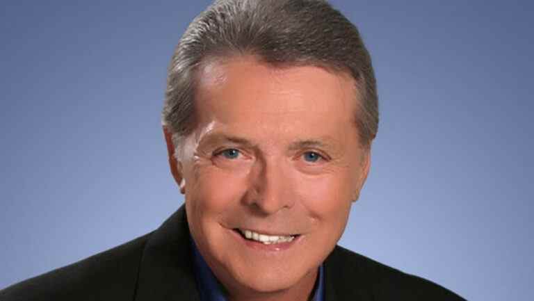 Mickey Gilley, star de la country dont le Texas Club était la toile de fond de "Urban Cowboy", décède à 86 ans
	
	
