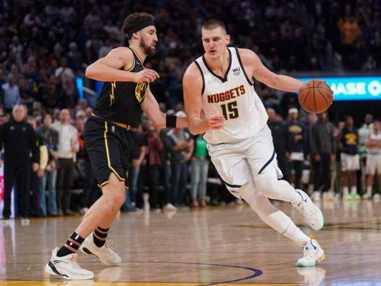 Nikola Jokic des Nuggets remporte le deuxième prix MVP consécutif