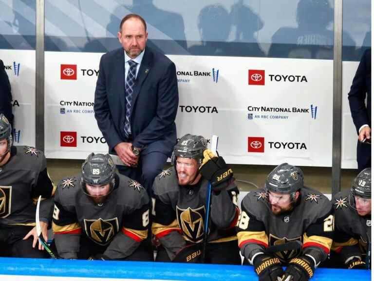 Peter DeBoer, entraîneur des pompiers des Golden Knights: Rapports