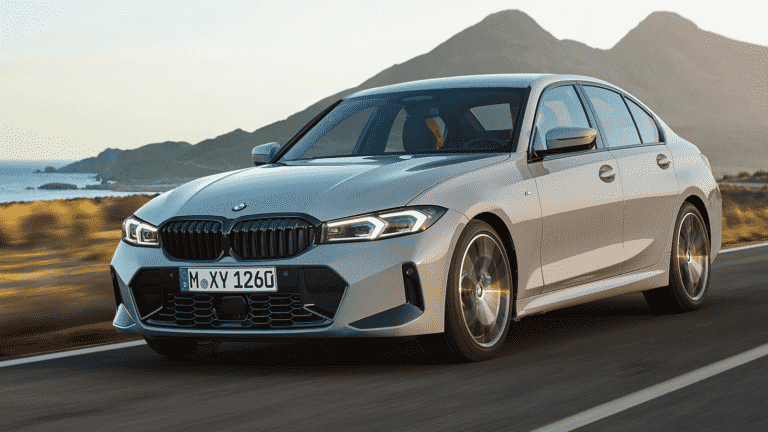 Premier aperçu de la BMW Série 3 2023 : la berline sport est encore plus sportive