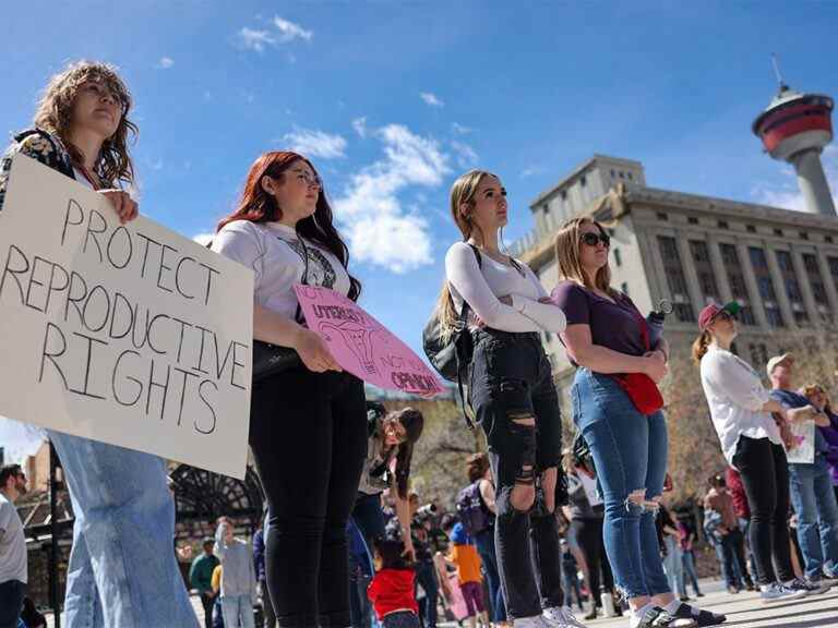 « Quelque chose qui doit être protégé »: les habitants de Calgary se mobilisent pour le droit à l’avortement