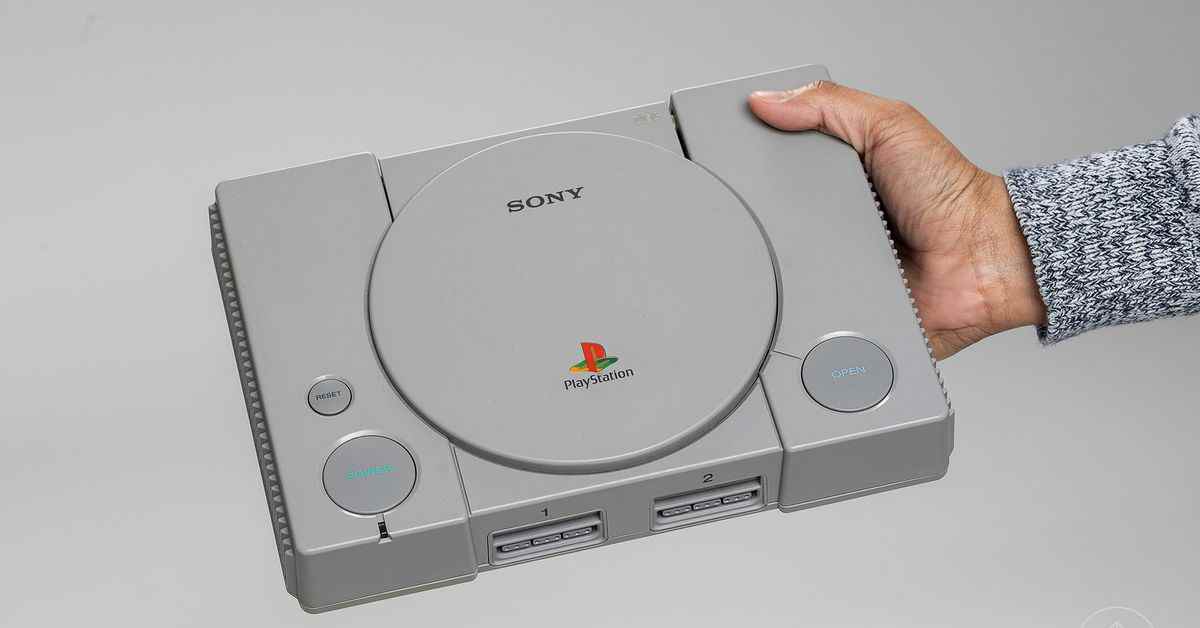 Sony semble proposer à nouveau des versions plus lentes des jeux PS1 sur PlayStation Plus 
