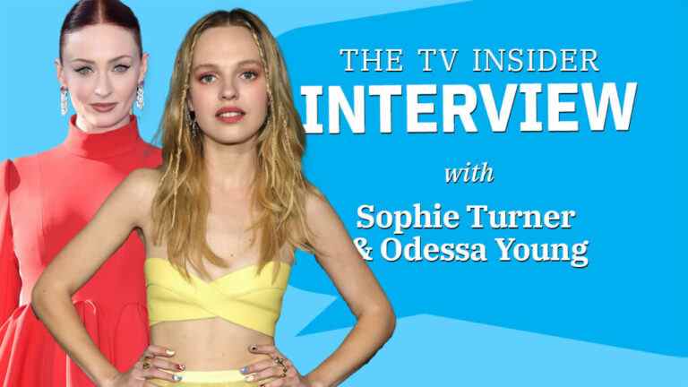 "The Staircase" : Sophie Turner et Odessa Young sur la dynamique "fascinante" de la famille Peterson (VIDEO)
