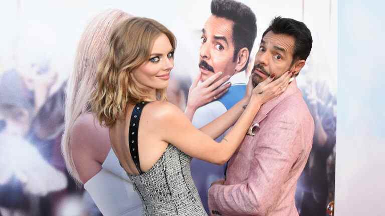 'The Valet' Star Eugenio Derbez explique comment le Hulu Rom-Com est une 'lettre d'amour aux Latinos et aux immigrants de la classe ouvrière' Le plus populaire doit être lu Inscrivez-vous à des newsletters variées Plus de nos marques
	
	
