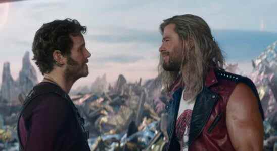 Thor talking to Peter Quill in the Thor L&T trailer