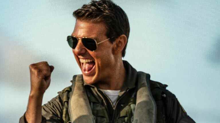 Tom Cruise a un message pour les fans alors qu'un film Top Gun sort en salles pour la première fois en 36 ans
