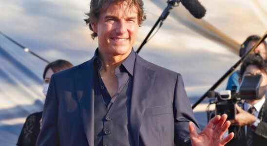 U.S. actor Tom Cruise waves his hand to fans at Japan premiere of 'Top Gun: Maverick' at Osanbashi Yokohama International Passenger Terminal in Kanagawa Prefecture on May 24. The movie, starring Tom Cruise  will be released from May 27th across Japan.  ( The Yomiuri Shimbun via AP Images )