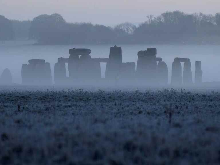 L’image de la reine Elizabeth a été projetée sur Stonehenge.  Cue la controverse.