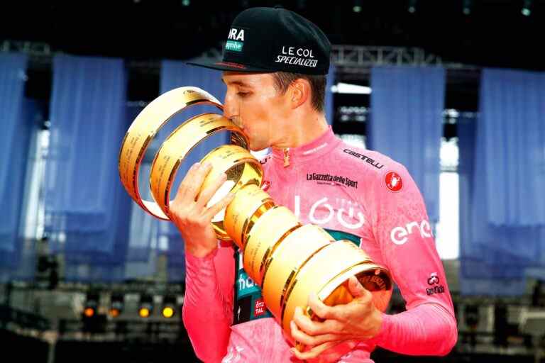 La victoire de l’Australien Jai Hindley au Giro d’Italia atténue la douleur du quasi-accident de 2020