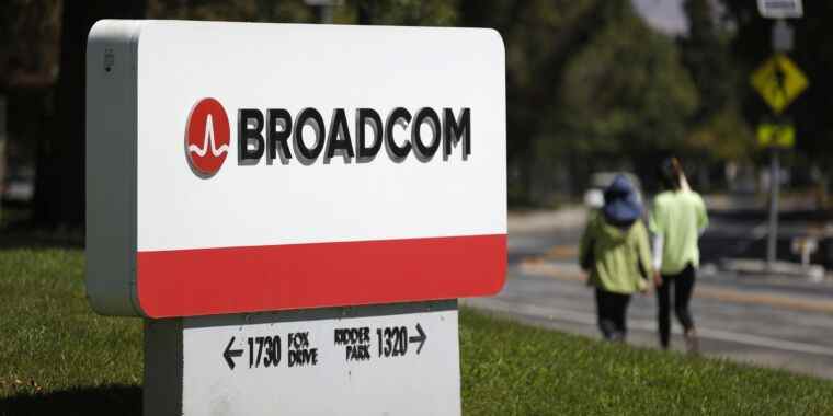 Broadcom prévoit une « transition rapide » vers les revenus d’abonnement pour VMware