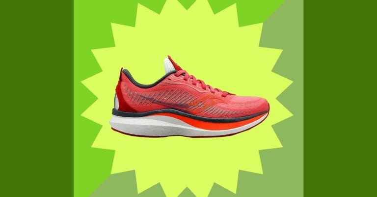 Ces chaussures de course Springy Saucony coûtent moins de 100 $ en ce moment
