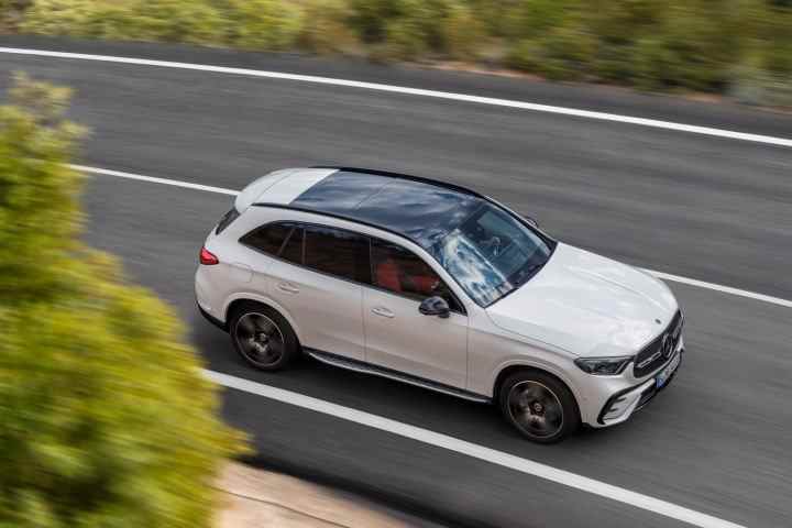 Vue aérienne du Mercedes-Benz Classe GLC 2023.