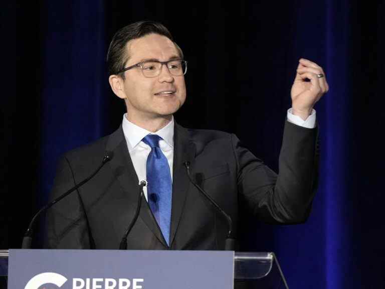 Pierre Poilievre « pourrait être vulnérable », selon un sondeur, alors que le soutien au favori s’adoucit