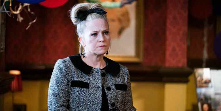 La star d'EastEnders, Kellie Bright, confirme l'avenir de Linda après la sortie de Mick

