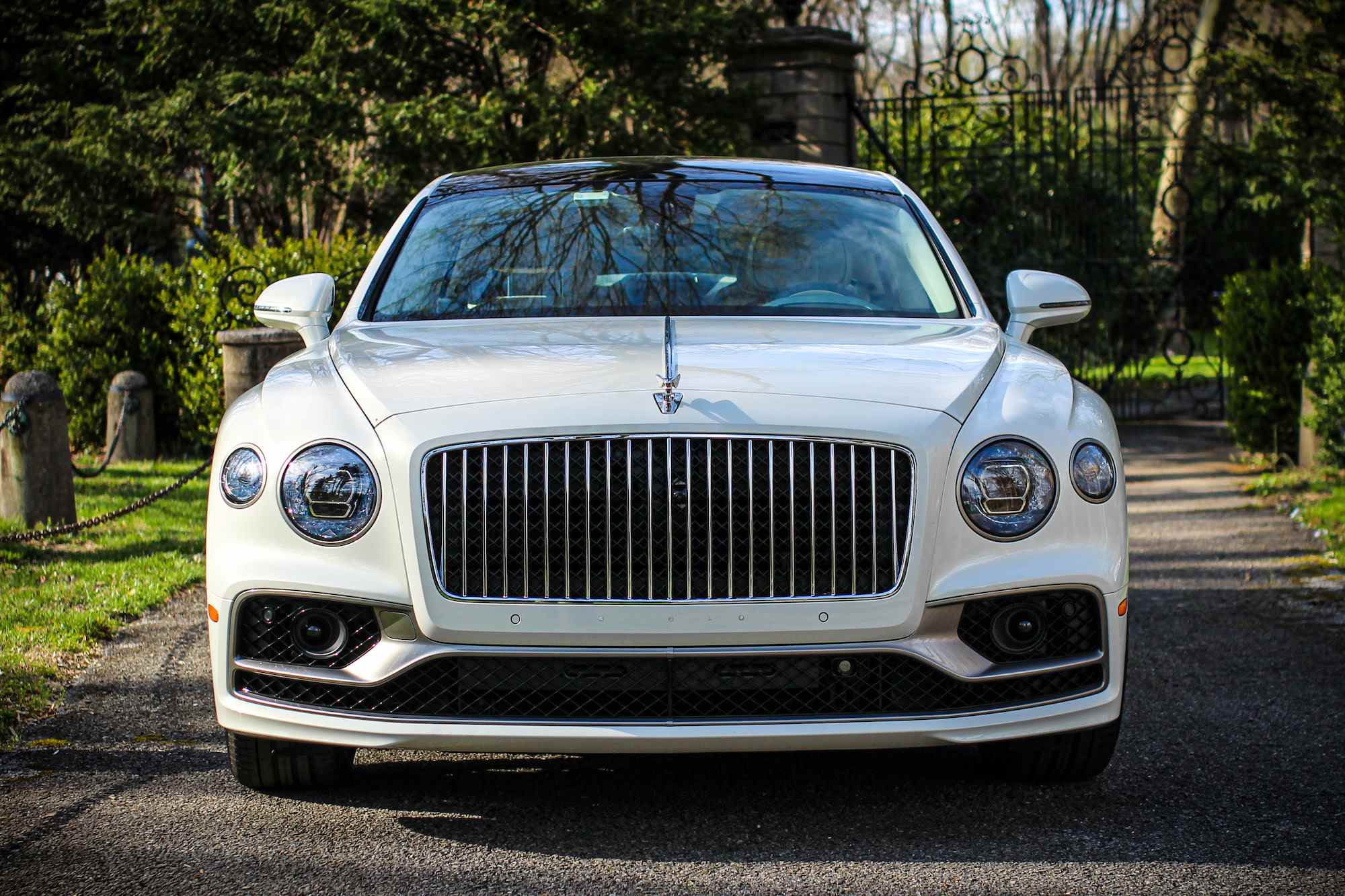 bentley flying spur hybride avant