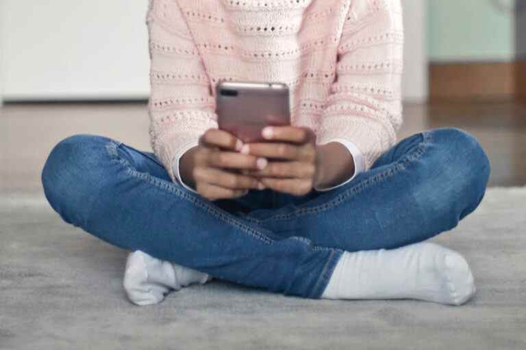 Le choix du premier téléphone de mon enfant a eu de graves conséquences