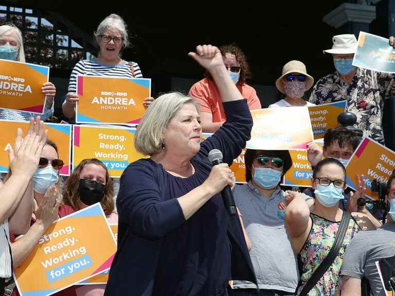 La chef du NPD de l’Ontario, Andrea Horwath, remporte son siège mais démissionne en tant que chef