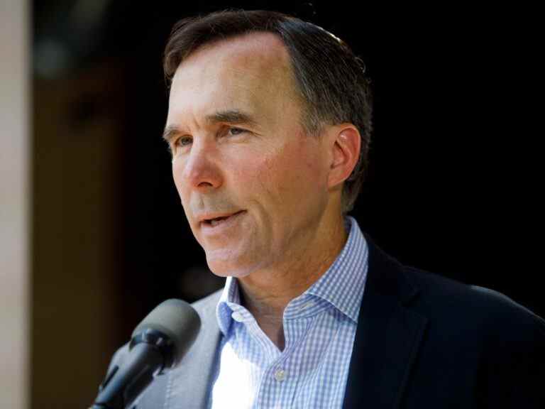 John Ivison: l’accusation accablante de Bill Morneau contre les dépenses libérales est un peu riche