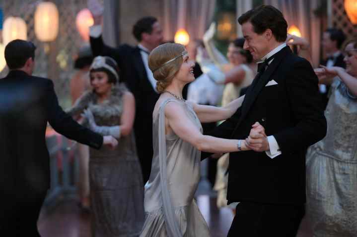 Kate Phillips danse avec Jack Lowden dans Benediction.