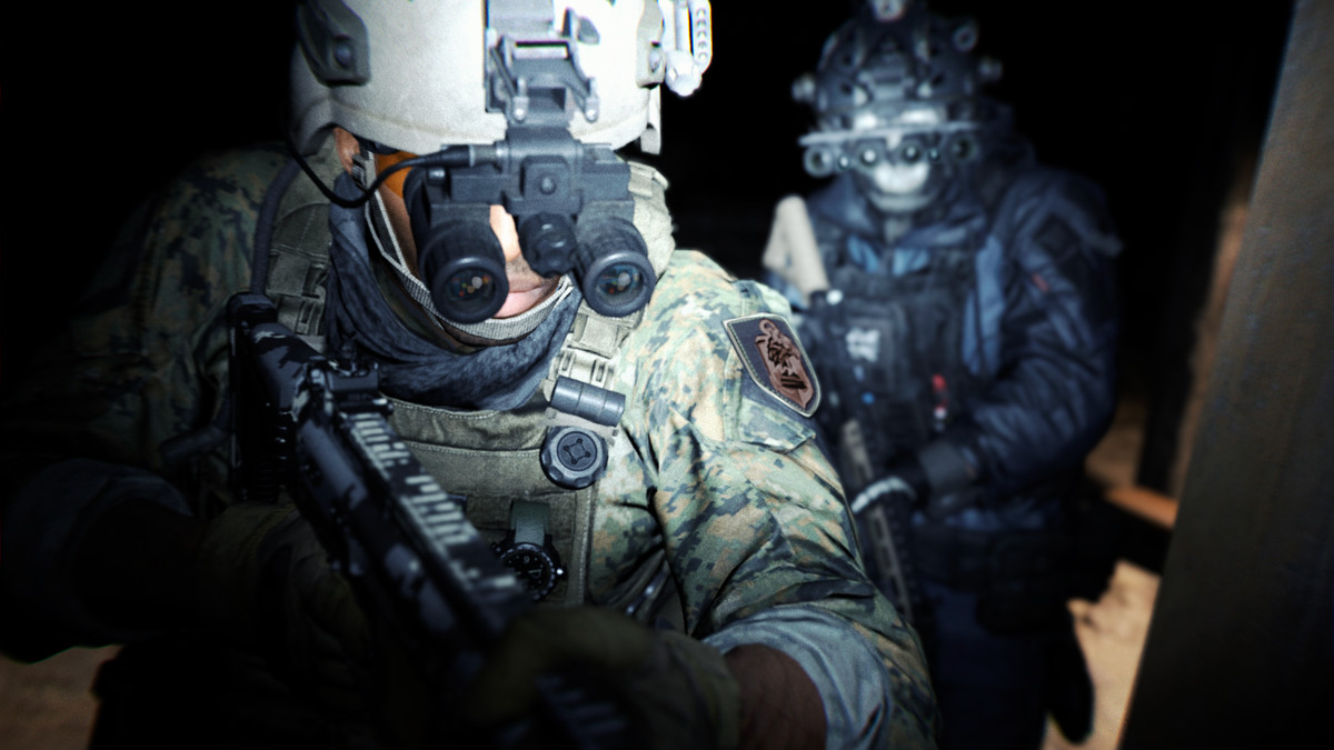 Un soldat avec des lunettes de vision nocturne dans Call of Duty: Modern Warfare 2 (2022)