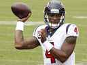 Les Browns ont donné à Deshaun Watson le contrat entièrement garanti le plus riche de l'histoire de la NFL.