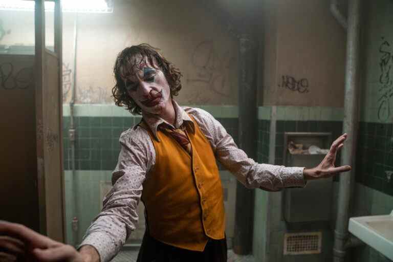 ‘Joker 2’ arrive officiellement, avec le script et le titre révélés