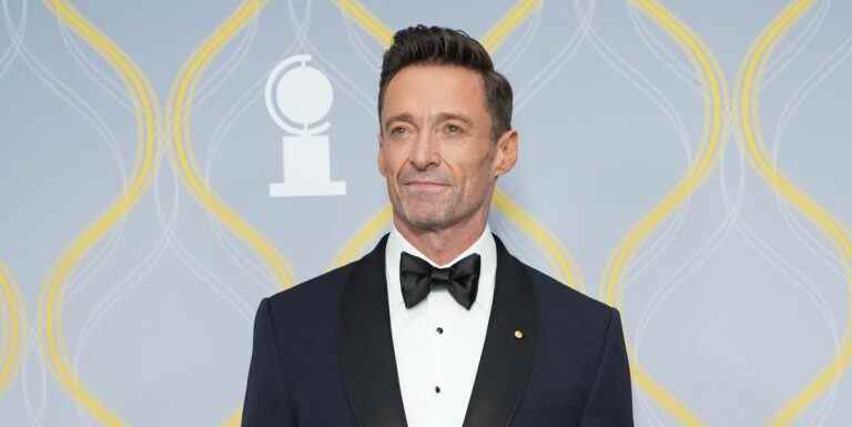 Hugh Jackman des X-Men remplacé dans une émission de Broadway après avoir été testé positif au Covid

