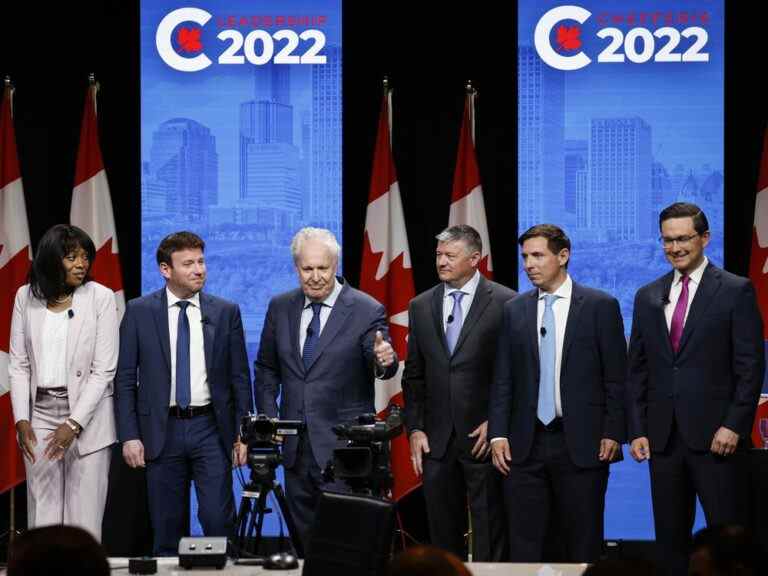 Plusieurs candidats demandent un troisième débat à la direction des conservateurs, mais Poilievre et Lewis ne s’engagent pas