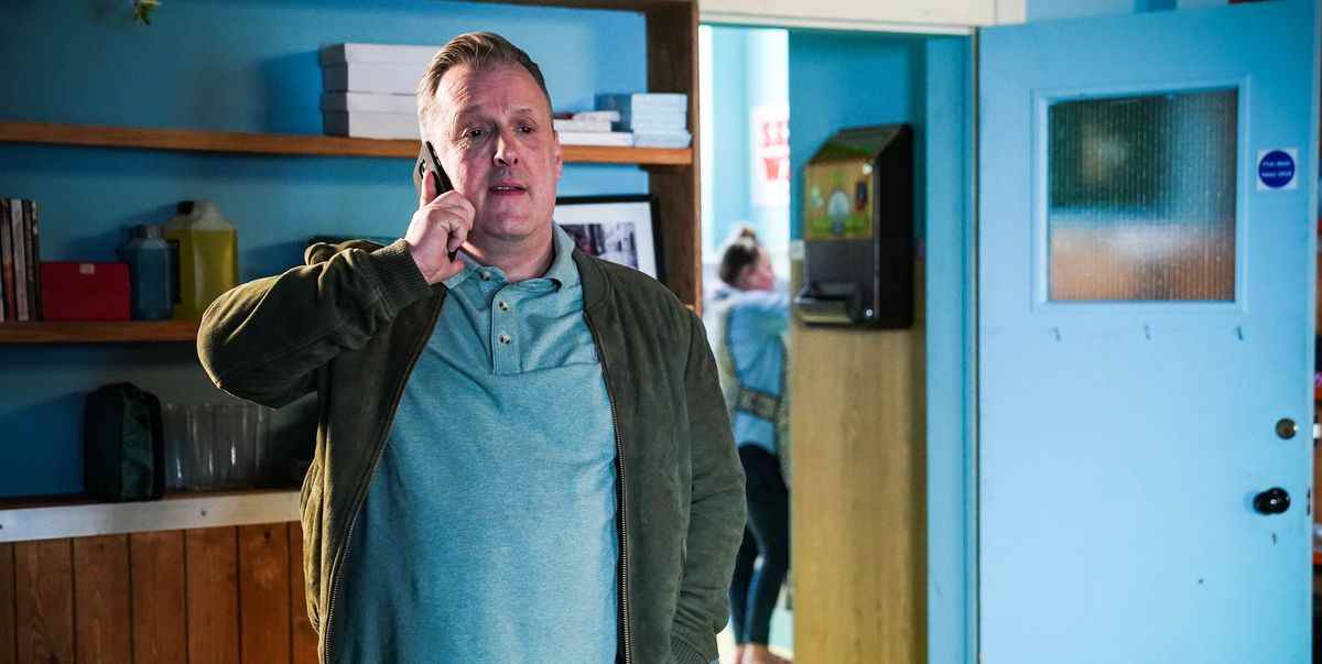 La star d'EastEnders, Ross Boatman, prédit le retour de Dana après sa prochaine sortie

