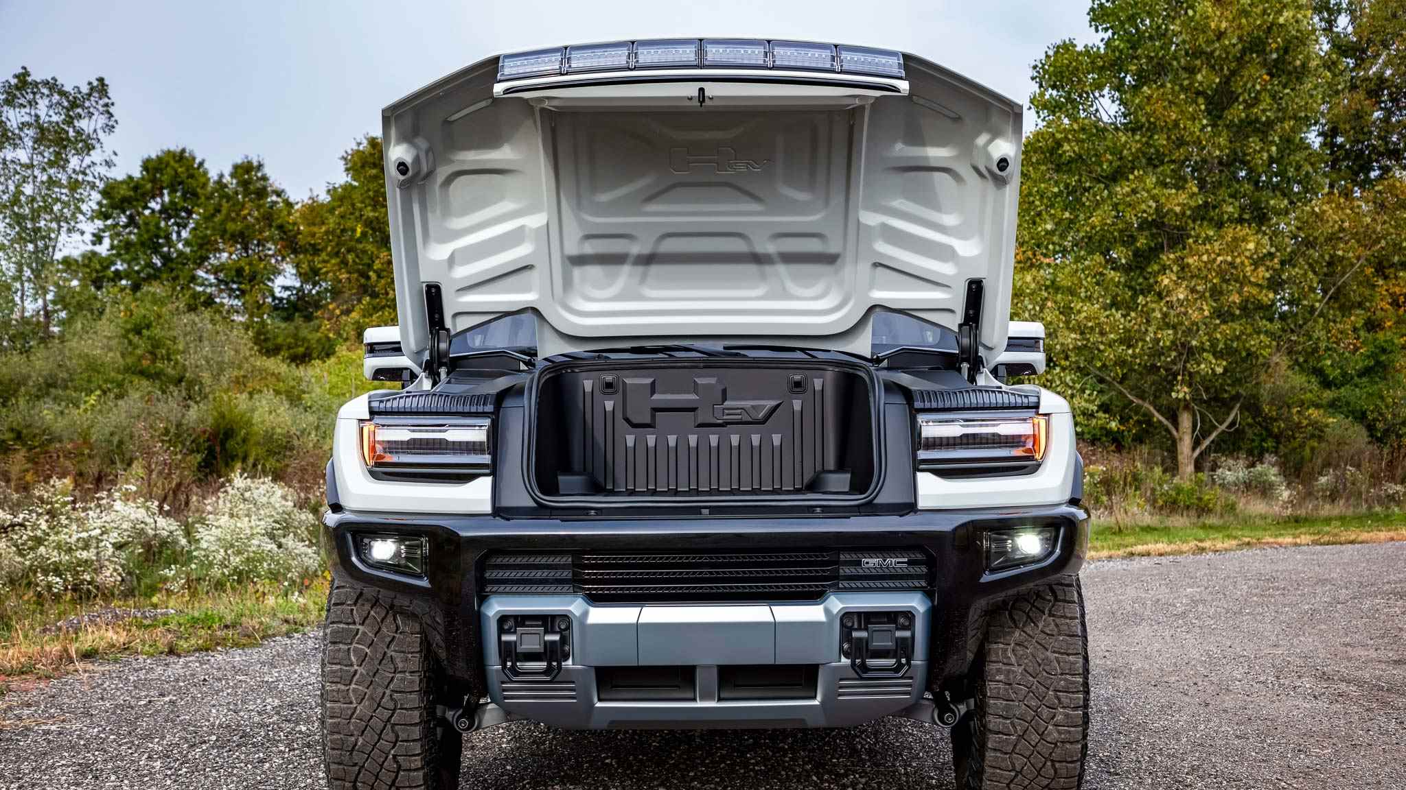 GMC Hummer EV Edition1 frunk