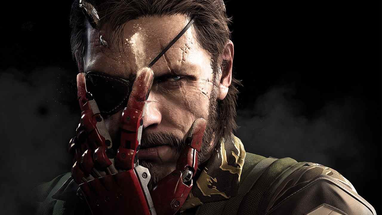Serpent de Metal Gear Solid 5 avec une main bionique couvrant partiellement son visage