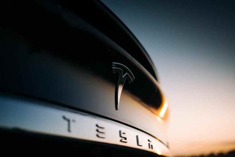 Tesla à hayon: prix de 25 000 $, version 2023, autonomie possible et plus