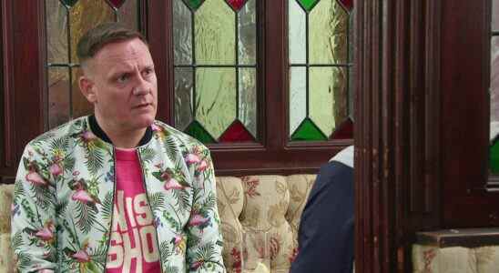 Sean Tully de Coronation Street prend une décision difficile concernant Frank