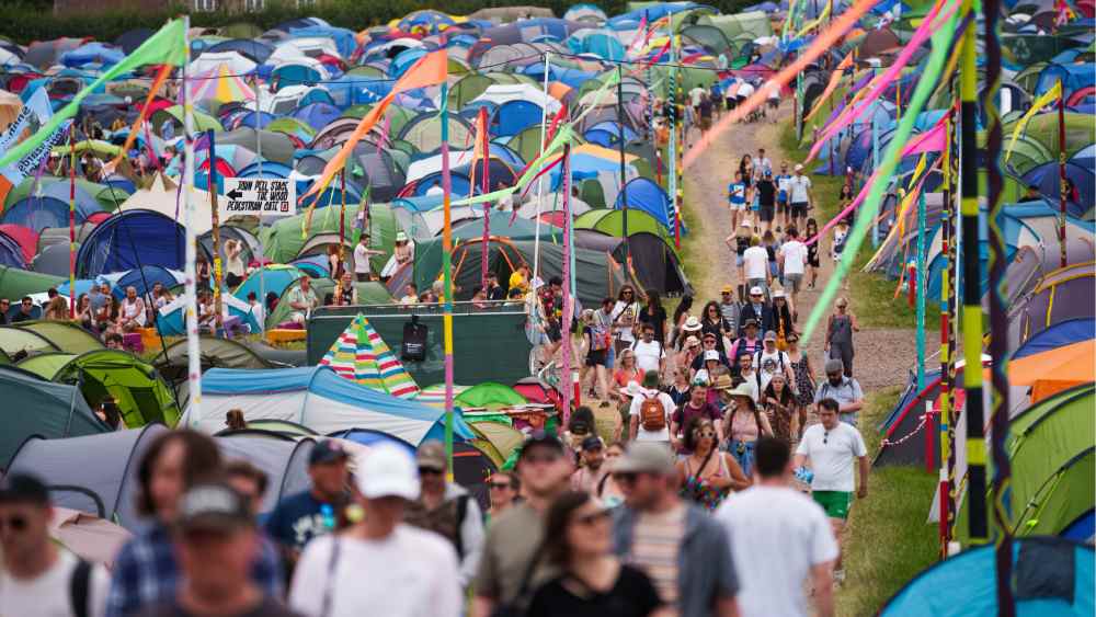 Glasto est de retour : à l'intérieur de la couverture du festival de Glastonbury 