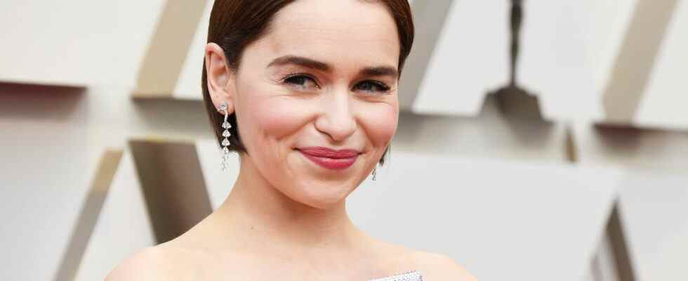 La star de Game of Thrones, Emilia Clarke, confirme le spin-off de Kit Harington avec Jon Snow