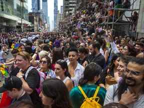 Après une interruption de deux ans, le Toronto Pride Parade revient au centre-ville de Toronto, en Ontario.  le dimanche 26 juin 2022. Ernest Doroszuk/Toronto Sun/Postmedia