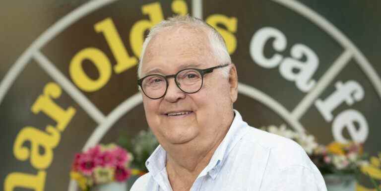 Neighbours confirme les scénarios de retour d'Harold Bishop

