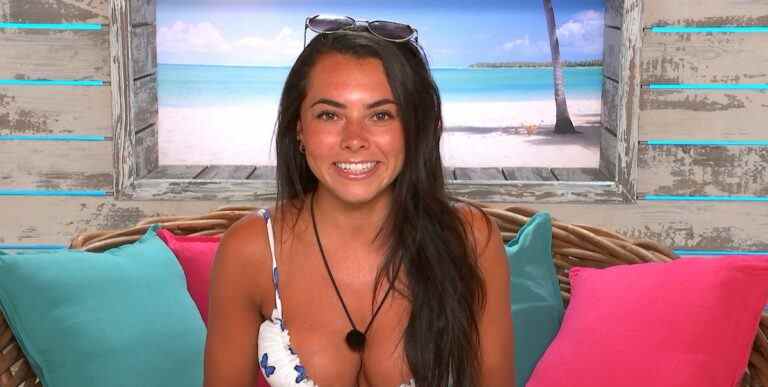 Paige de Love Island choisit entre Jacques et Jay

