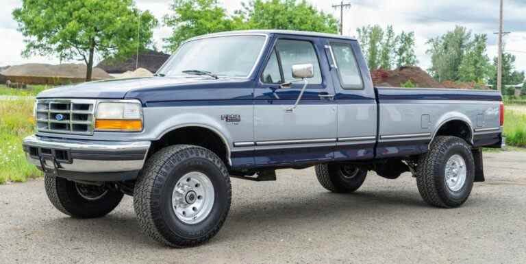 1995 Ford F-250 XLT SuperCab est notre choix d’enchères Apportez une remorque