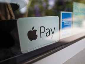 Avec Apple Pay Later, les utilisateurs d'iPhone et de Mac aux États-Unis peuvent payer leurs achats en quatre versements sur six semaines sans frais d'intérêts ni autres frais.